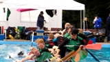 Pool-Cup Frau über Bord7