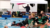Pool-Cup Frau über Bord9