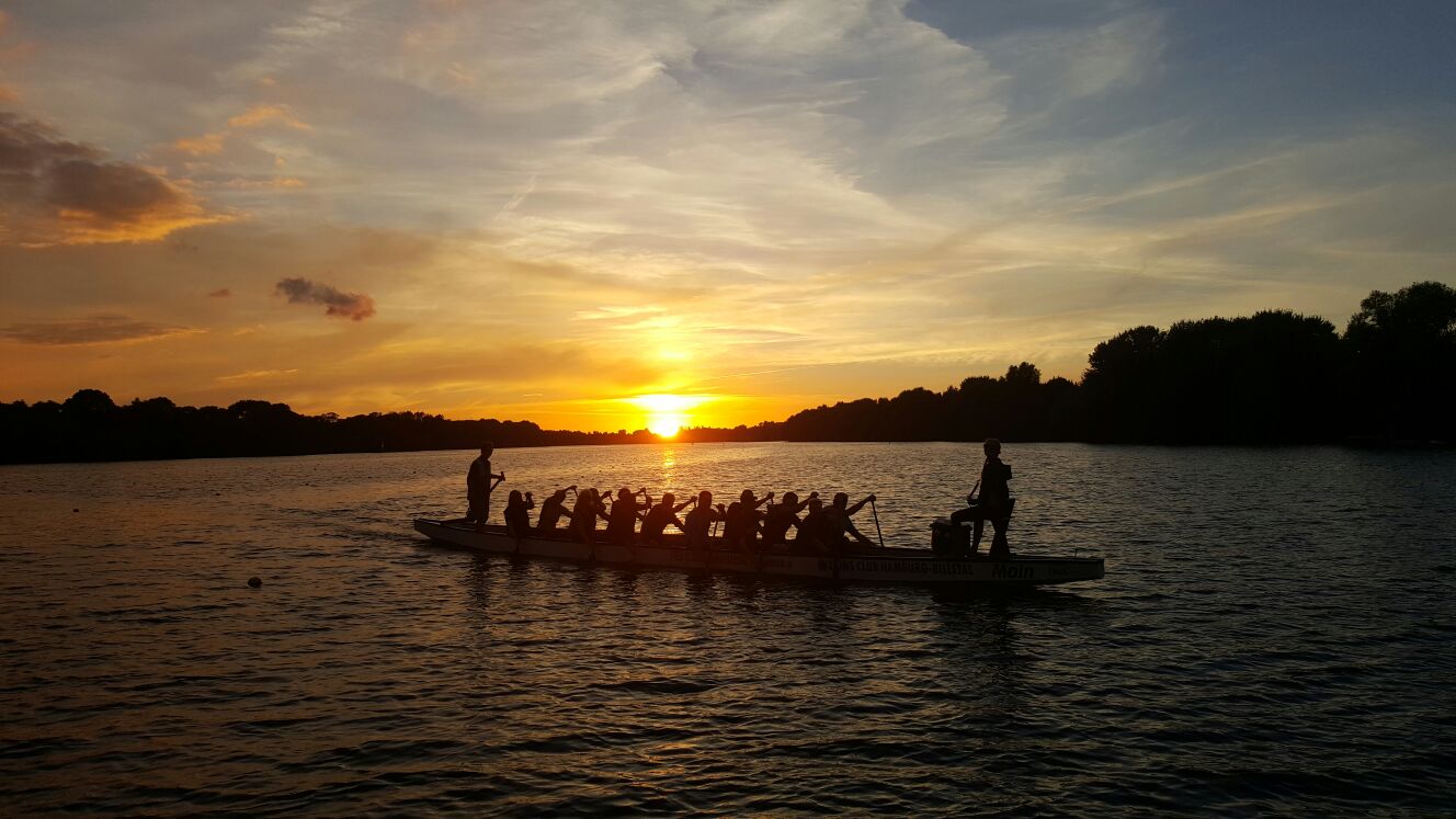 Team im Boot